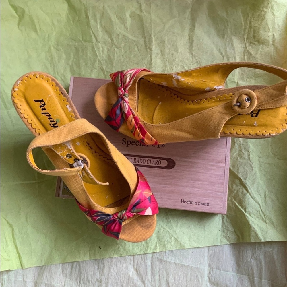 Papaya Women's wedges
